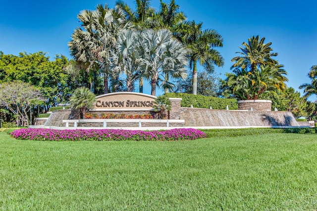 8183 Emerald Winds Cir, Boynton Beach, FL 33473 - community sign with a yard