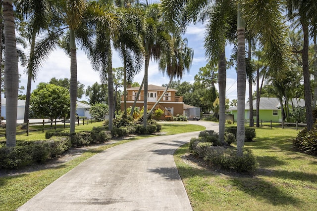 5176 Palm Way N, Lake Worth, FL 33463 - view of front of home with curved driveway