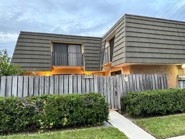 3310 33rd Way, West Palm Beach, FL 33407 - view of property