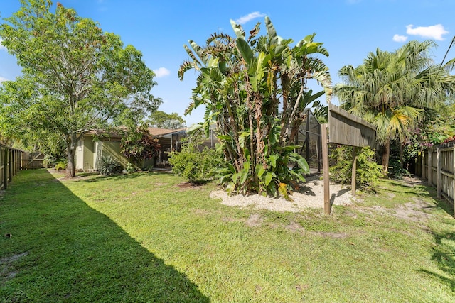 1107 SE Cambridge Dr, Port Saint Lucie, FL 34952 - view of fenced backyard