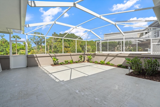 401 Vision Ct, Palm Beach Gardens, FL 33418 - view of patio / terrace featuring glass enclosure