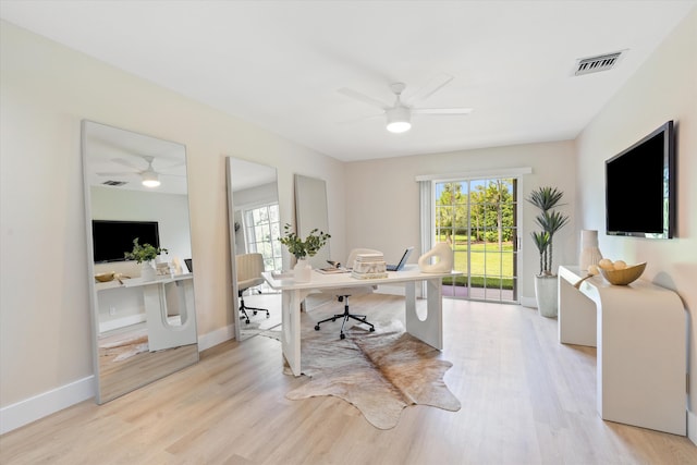 401 Vision Ct, Palm Beach Gardens, FL 33418 - office area featuring ceiling fan and light wood-style flooring