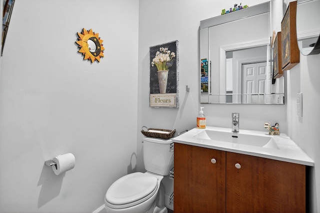 31 Dunbar Rd, Palm Beach Gardens, FL 33418 - half bath with toilet and vanity