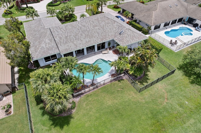 31 Dunbar Rd, Palm Beach Gardens, FL 33418 - aerial view of property and surrounding area featuring a pool area