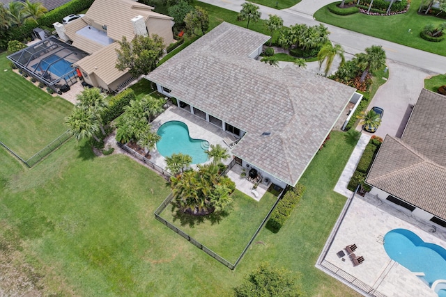 31 Dunbar Rd, Palm Beach Gardens, FL 33418 - view from above of property with a pool area