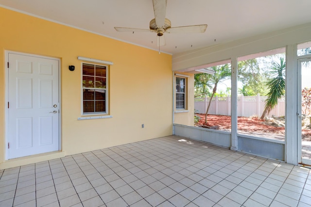 1360 39th Ave, Vero Beach, FL 32960 - unfurnished sunroom with a ceiling fan