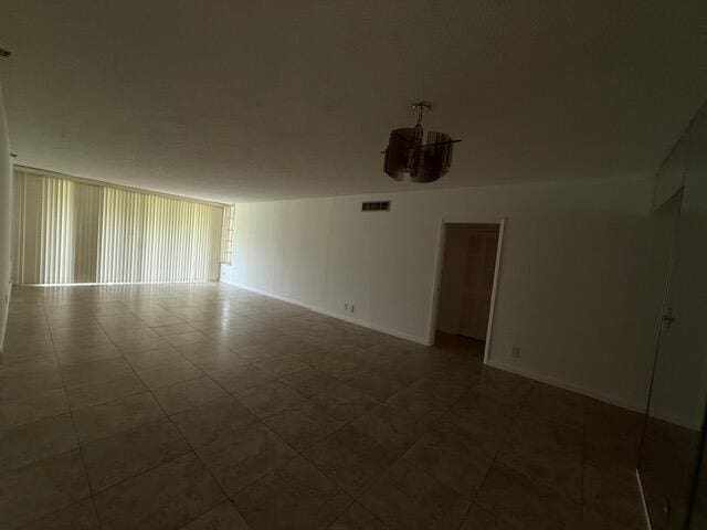3510 Oaks Way Unit 103, Pompano Beach, FL 33069 - view of spare room