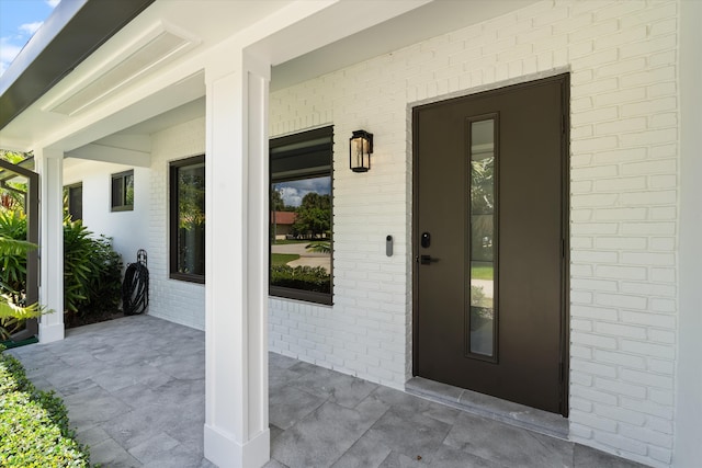 910 SW 21st St, Boca Raton, FL 33486 - entrance to property with brick siding