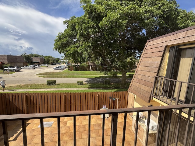 674 Springdale Cir, Palm Springs, FL 33461 - view of balcony
