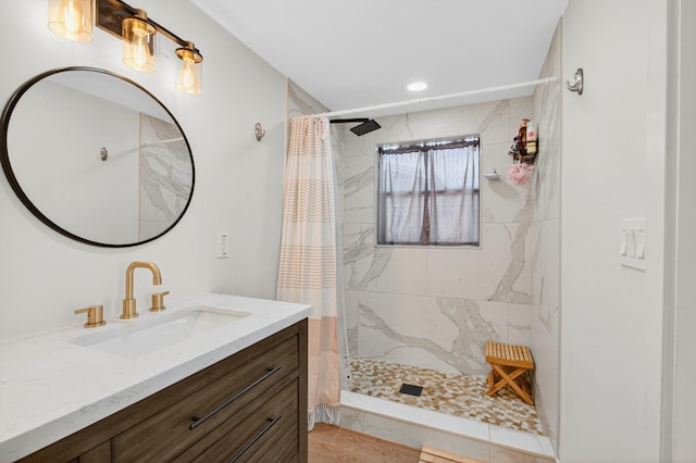 826 Cochran Dr, Lake Worth Beach, FL 33461 - full bathroom featuring vanity and tiled shower
