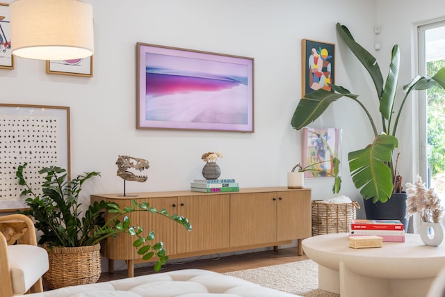 3245 Wymberly Dr, Jupiter, FL 33458 - sitting room featuring light wood finished floors