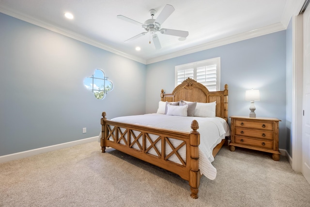 671 Indian River Dr, Melbourne, FL 32935 - bedroom featuring carpet flooring, crown molding, ceiling fan, and recessed lighting