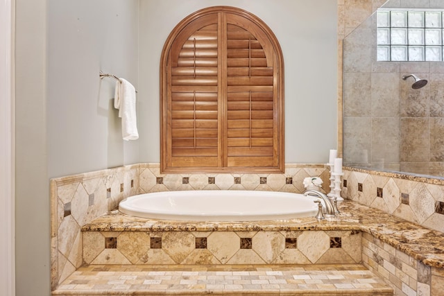 671 Indian River Dr, Melbourne, FL 32935 - bathroom with a garden tub