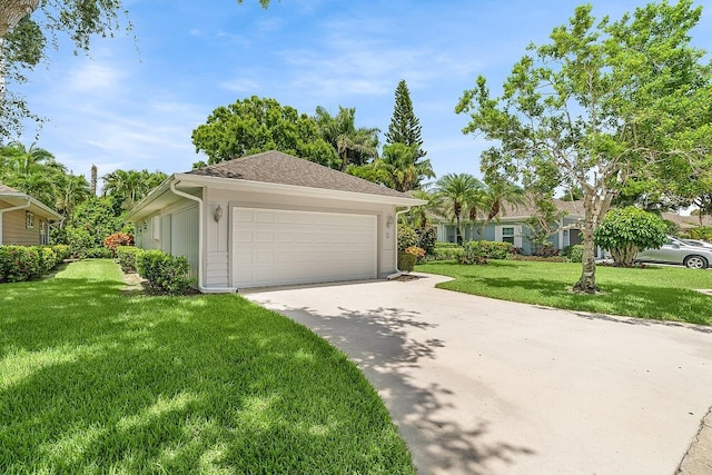 420 Hawthorne Ln, Vero Beach, FL 32962 - ranch-style home featuring a front yard