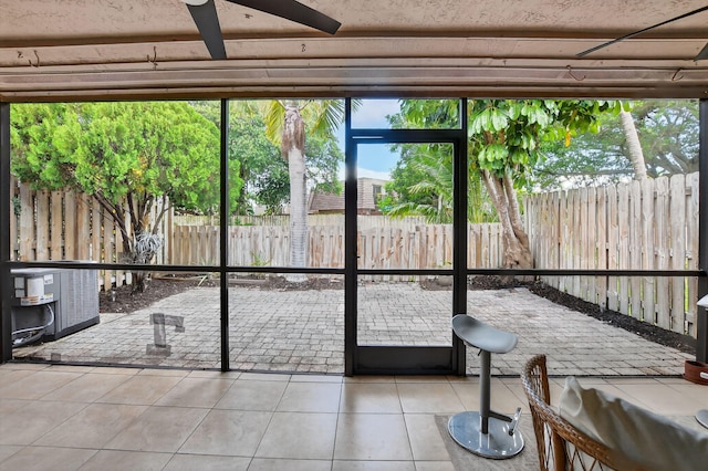 1005 NW 53rd St, Deerfield Beach, FL 33064 - view of sunroom / solarium