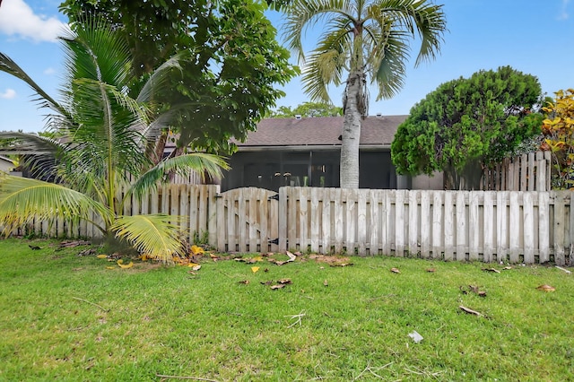 1005 NW 53rd St, Deerfield Beach, FL 33064 - view of yard