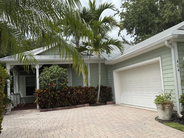404 NE Ginger Lily Place, Saint Lucie, FL 34983