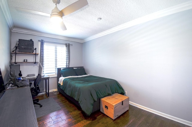 126 Hidden Hollow Dr, Palm Beach Gardens, FL 33418 - bedroom with a textured ceiling, crown molding, dark wood-type flooring, an office area, and ceiling fan