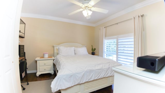126 Hidden Hollow Dr, Palm Beach Gardens, FL 33418 - bedroom with crown molding, dark wood-style flooring, and ceiling fan