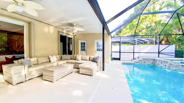 126 Hidden Hollow Dr, Palm Beach Gardens, FL 33418 - view of swimming pool featuring ceiling fan and a pool with connected hot tub