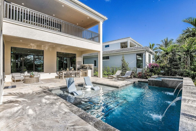 13405 Artisan Cir, Palm Beach Gardens, FL 33418 - view of swimming pool with area for grilling, a patio, and a pool with connected hot tub