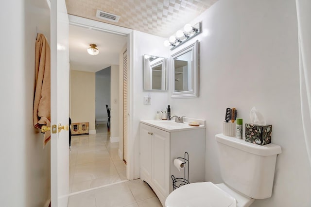 14723 Cumberland Dr Unit 404B, Delray Beach, FL 33446 - bathroom featuring vanity and tile patterned flooring