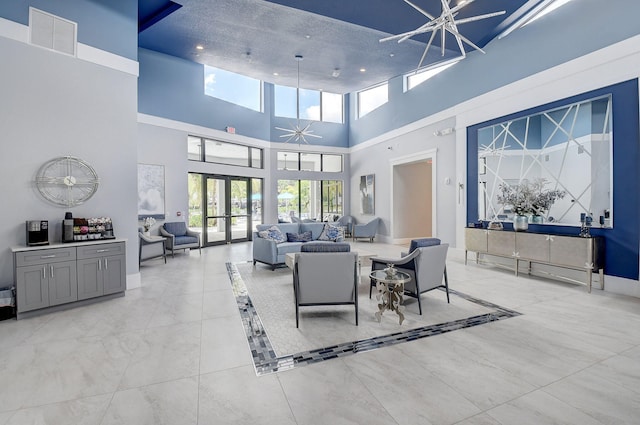 14723 Cumberland Dr Unit 404B, Delray Beach, FL 33446 - lobby featuring a towering ceiling