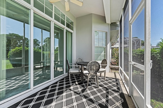407 SW Fairway Lndg, Port Saint Lucie, FL 34986 - sunroom with a ceiling fan