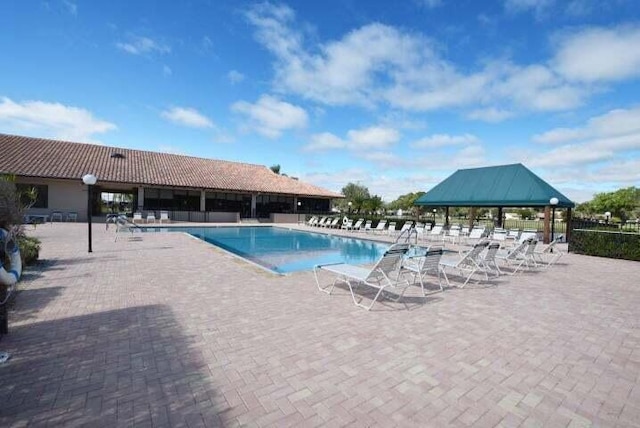 5707 Parkwalk Cir E, Boynton Beach, FL 33472 - community pool with a gazebo