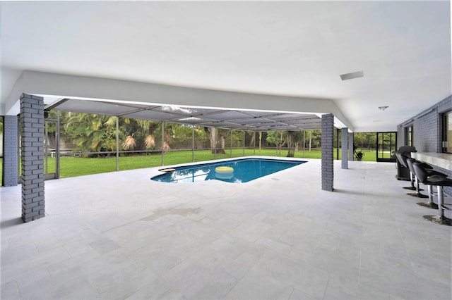 6532 Serena Ln, Boca Raton, FL 33433 - swimming pool featuring a patio area, a lanai, and a fenced backyard