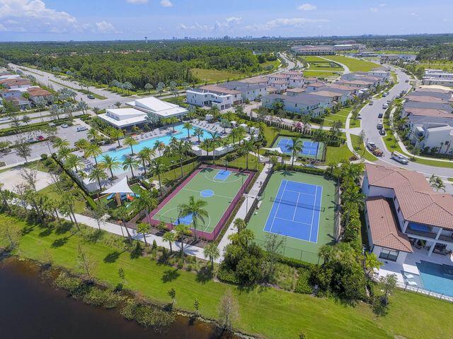 5178 Beckman Ter, Palm Beach Gardens, FL 33418 - bird's eye view of a pool area and a nearby body of water