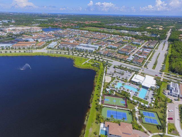 5178 Beckman Ter, Palm Beach Gardens, FL 33418 - aerial view of property and surrounding area with a nearby body of water and a pool