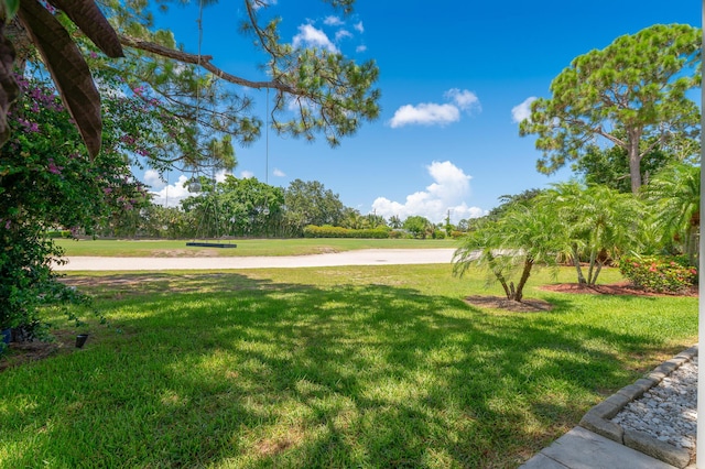 1513 SE Holyrood Ln, Port Saint Lucie, FL 34952 - view of grassy yard