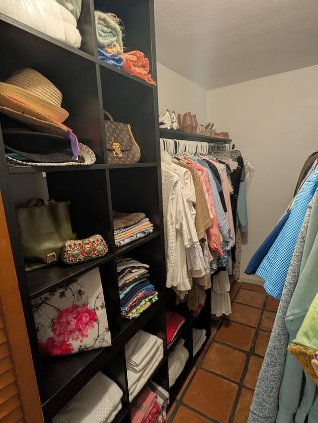 2904 N 35th Ter, Hollywood, FL 33021 - walk in closet with tile patterned flooring
