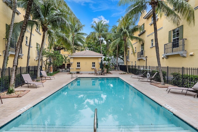 2536 SW 14th Ave Unit 1102, Fort Lauderdale, FL 33315 - community pool featuring a patio area
