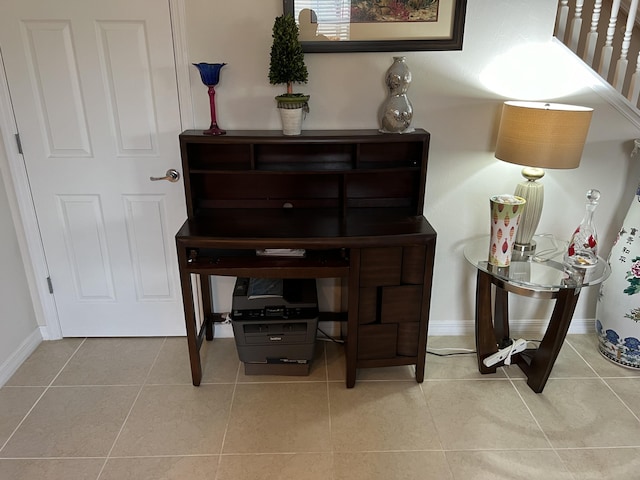 3303 E Mallory Blvd, Jupiter, FL 33458 - living area with tile patterned flooring and baseboards