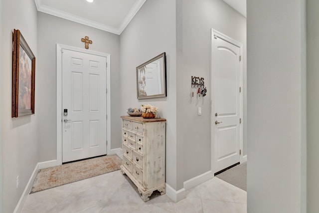 572 SE Villandry Way, Port Saint Lucie, FL 34984 - foyer entrance featuring crown molding and baseboards