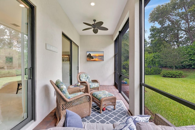 572 SE Villandry Way, Port Saint Lucie, FL 34984 - sunroom with a ceiling fan