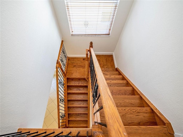 17464 SW 47th Ct, Miramar, FL 33029 - stairs featuring a textured wall