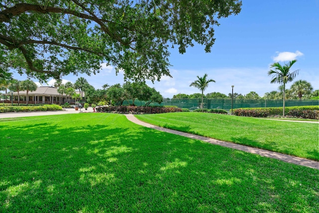 6204 Celadon Cir, Palm Beach Gardens, FL 33418 - view of home's community featuring a water view