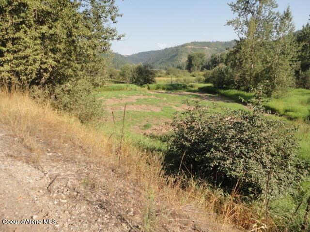 NKA Railroad Grade Rd, Saint Maries, ID 83861