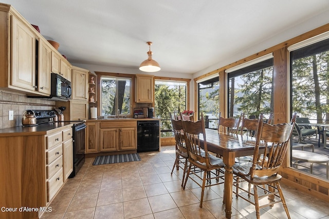 6901 Syringa Rd, Hayden, ID 83835