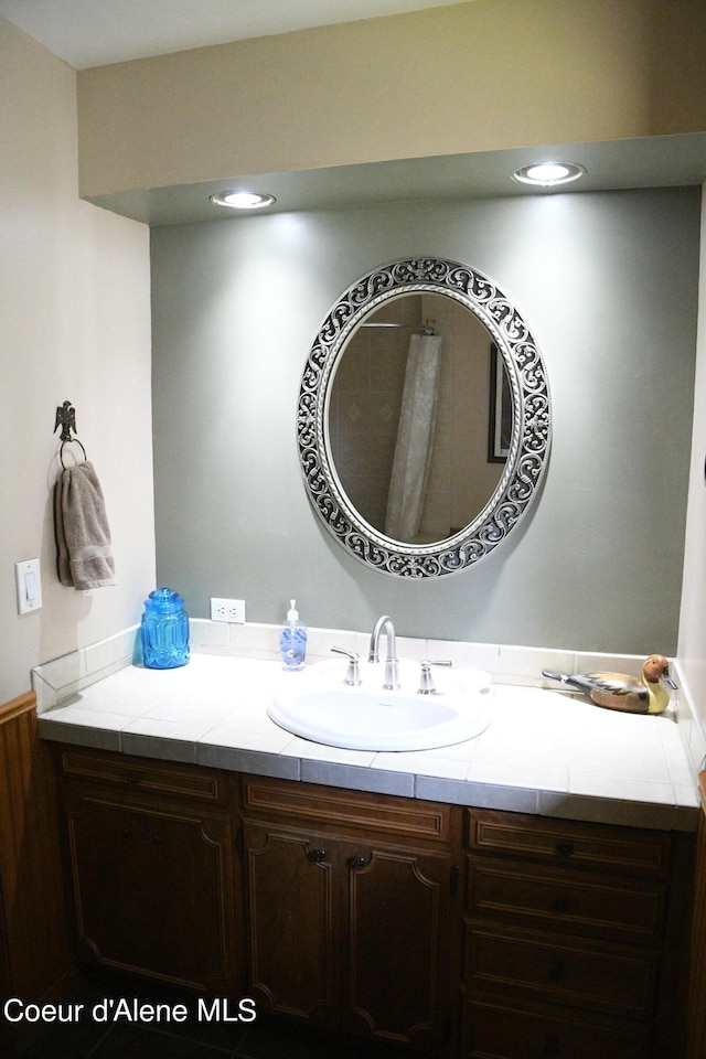 bathroom featuring vanity