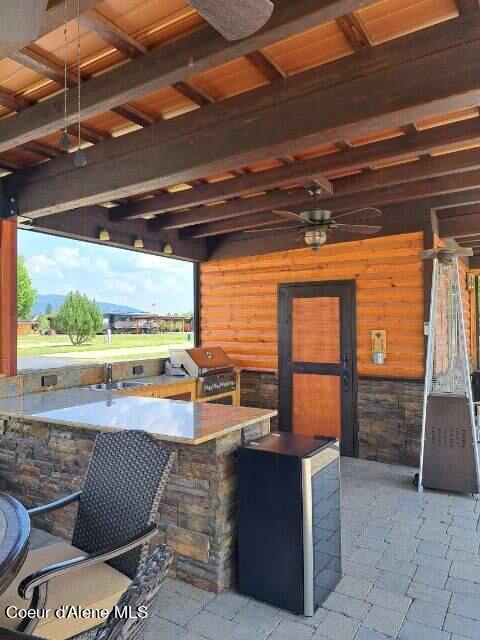 32 Bogie Ln, Blanchard, ID 83804