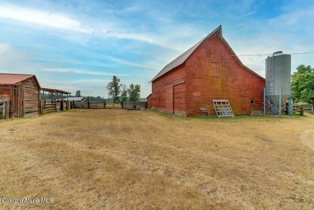 exterior space featuring fence