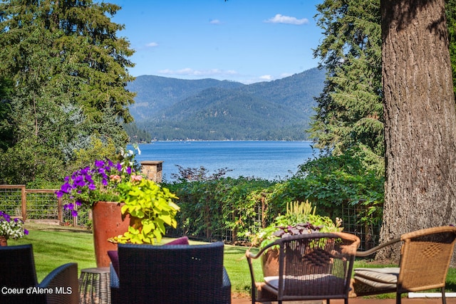 property view of mountains featuring a water view