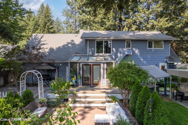 view of front of property with a patio area