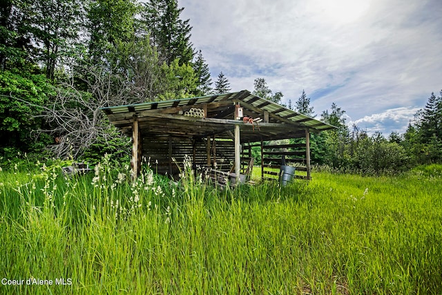 Listing photo 2 for 139 Two Tail Rd, Bonners Ferry ID 83805