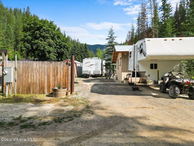 view of yard featuring a carport