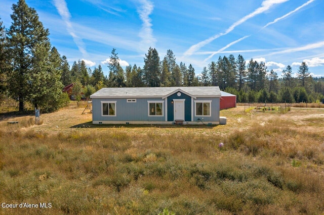 view of front of house featuring crawl space